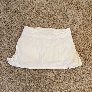 Lulu lemon white tennis skirt